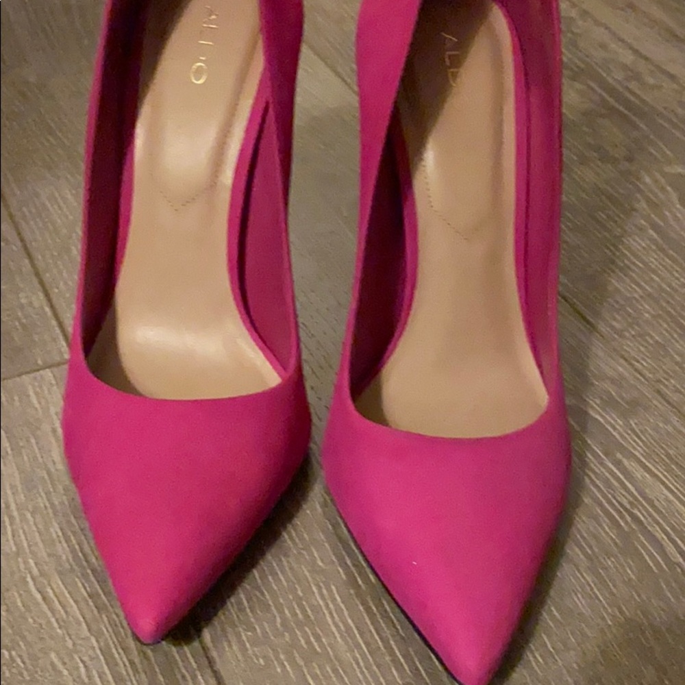 Aldo Fushia pink stilettos